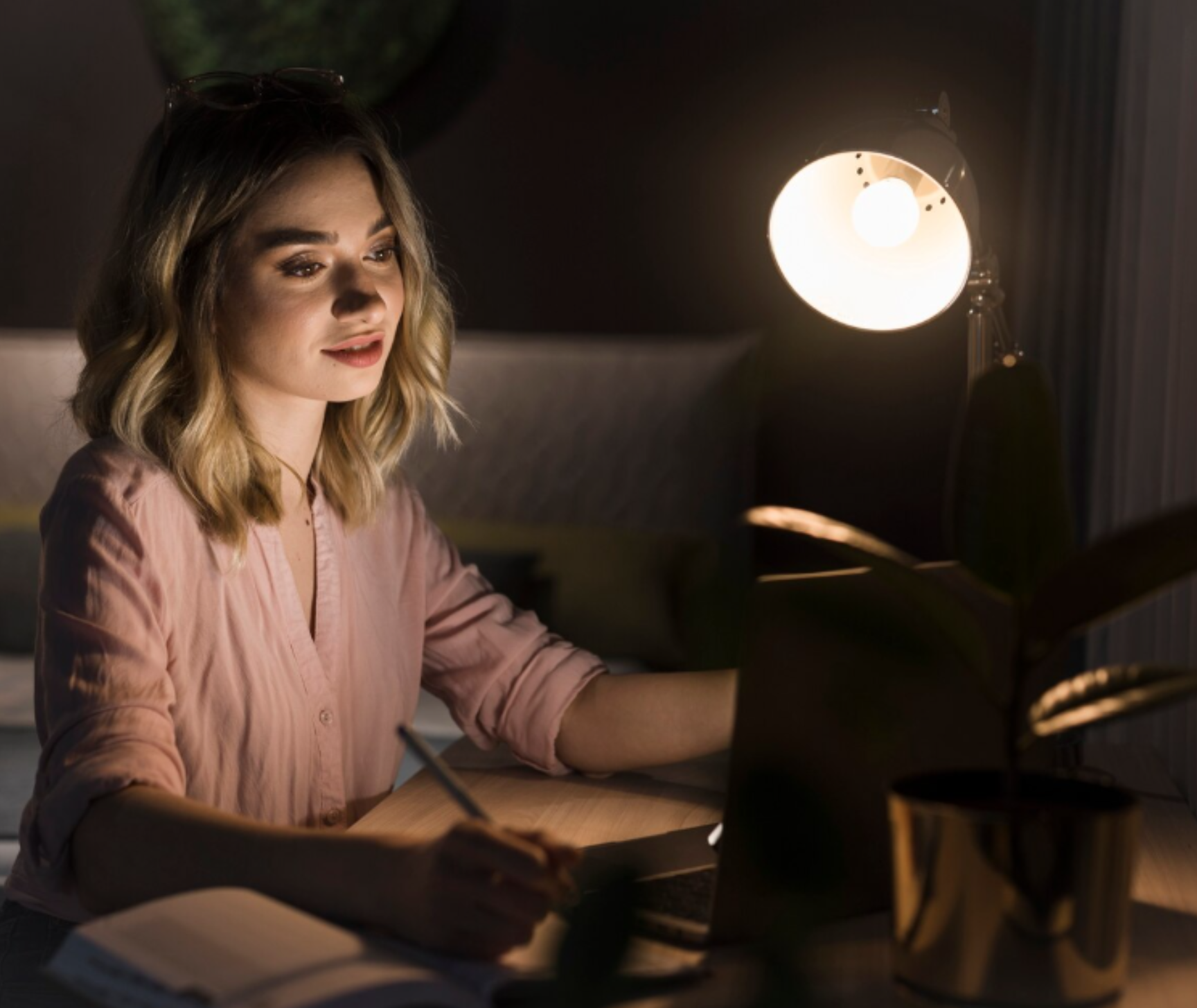 Illuminate Your Creativity with Neewer