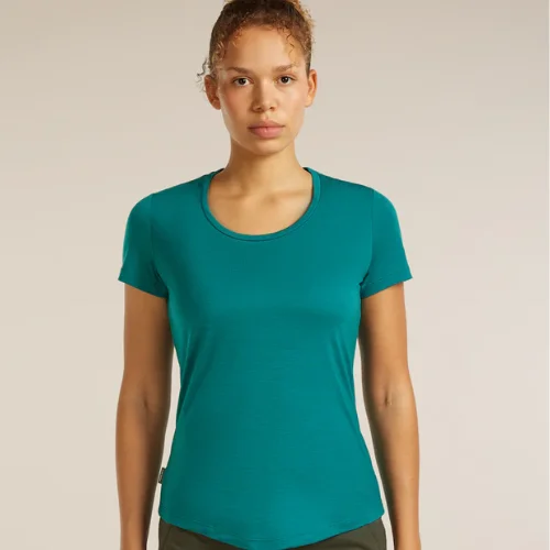scoop tee